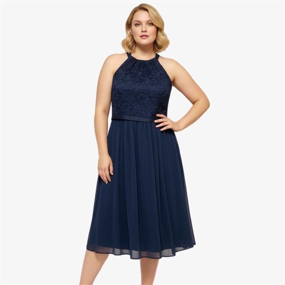 ➕ David’s Bridal Halter Bridesmaid Dress 18